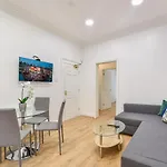 2 Bed Piccadilly Apartment 2